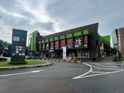 Westway (D5), Retail #518897351